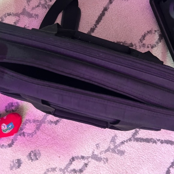 Laptop/briefcase - Picture 2 of 4